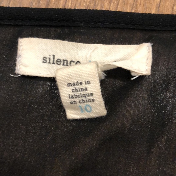 Silence + Noise Racerback Romper Size 10 - Picture 7 of 12